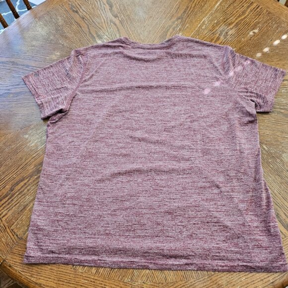 Champion Activewear T-Shirt - XL - Picture 2 of 3